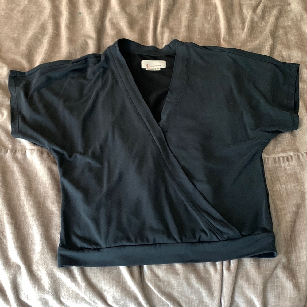 ( ✨5 for $20✨) Anthropologie Wrap Modal Blouse